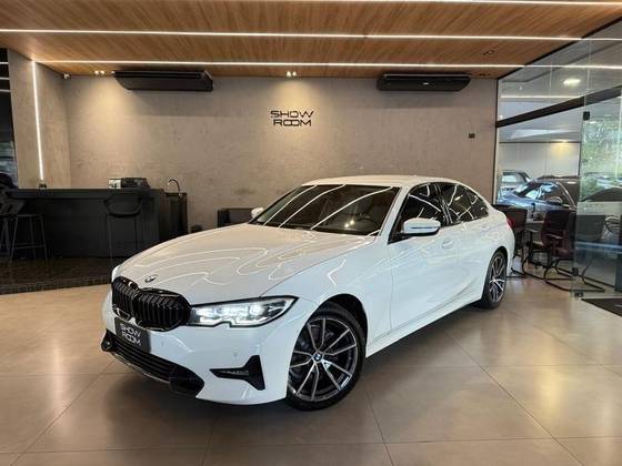 BMW 320i 2.0 16V TURBO GASOLINA SPORT AUTOMÁTICO BMW 320i 2.0 16V TURBO GASOLINA SPORT AUTOMÁTICO